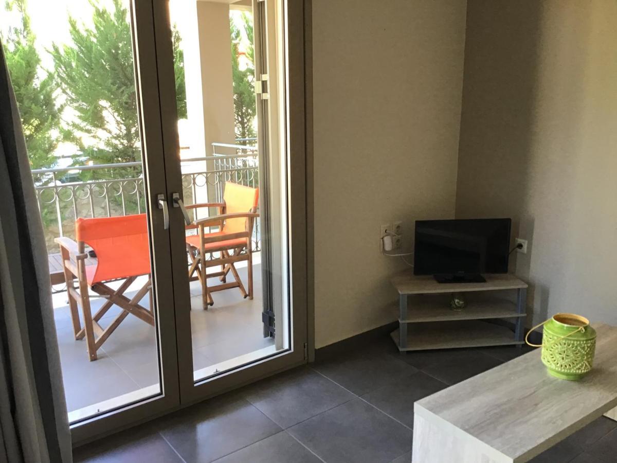 D'Angelos Apartments Karavomylos Extérieur photo