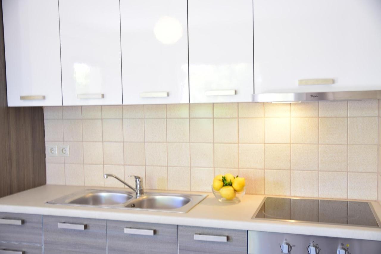 D'Angelos Apartments Karavomylos Extérieur photo