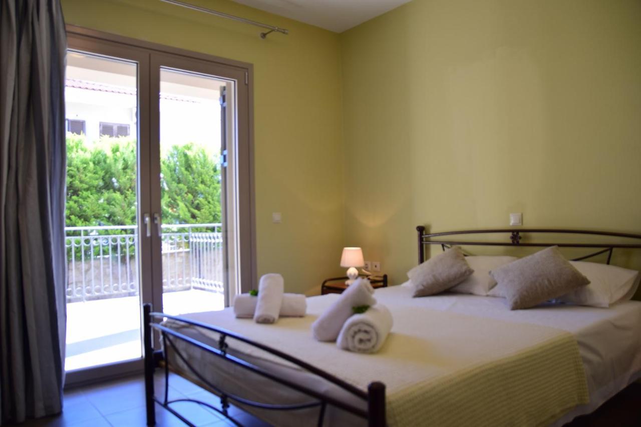 D'Angelos Apartments Karavomylos Extérieur photo