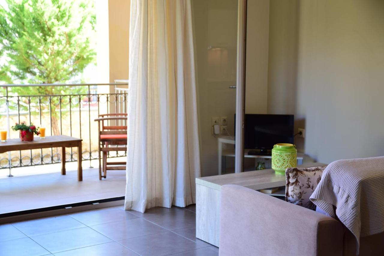 D'Angelos Apartments Karavomylos Extérieur photo