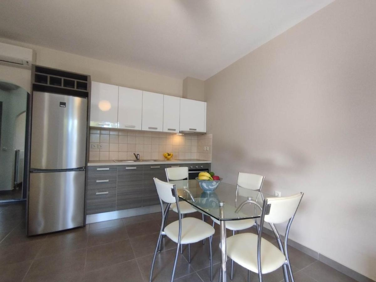 D'Angelos Apartments Karavomylos Extérieur photo