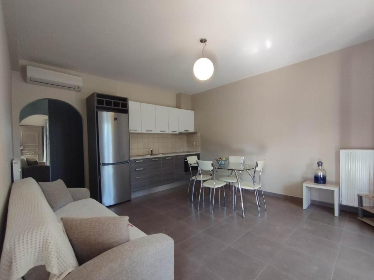 D'Angelos Apartments Karavomylos Extérieur photo