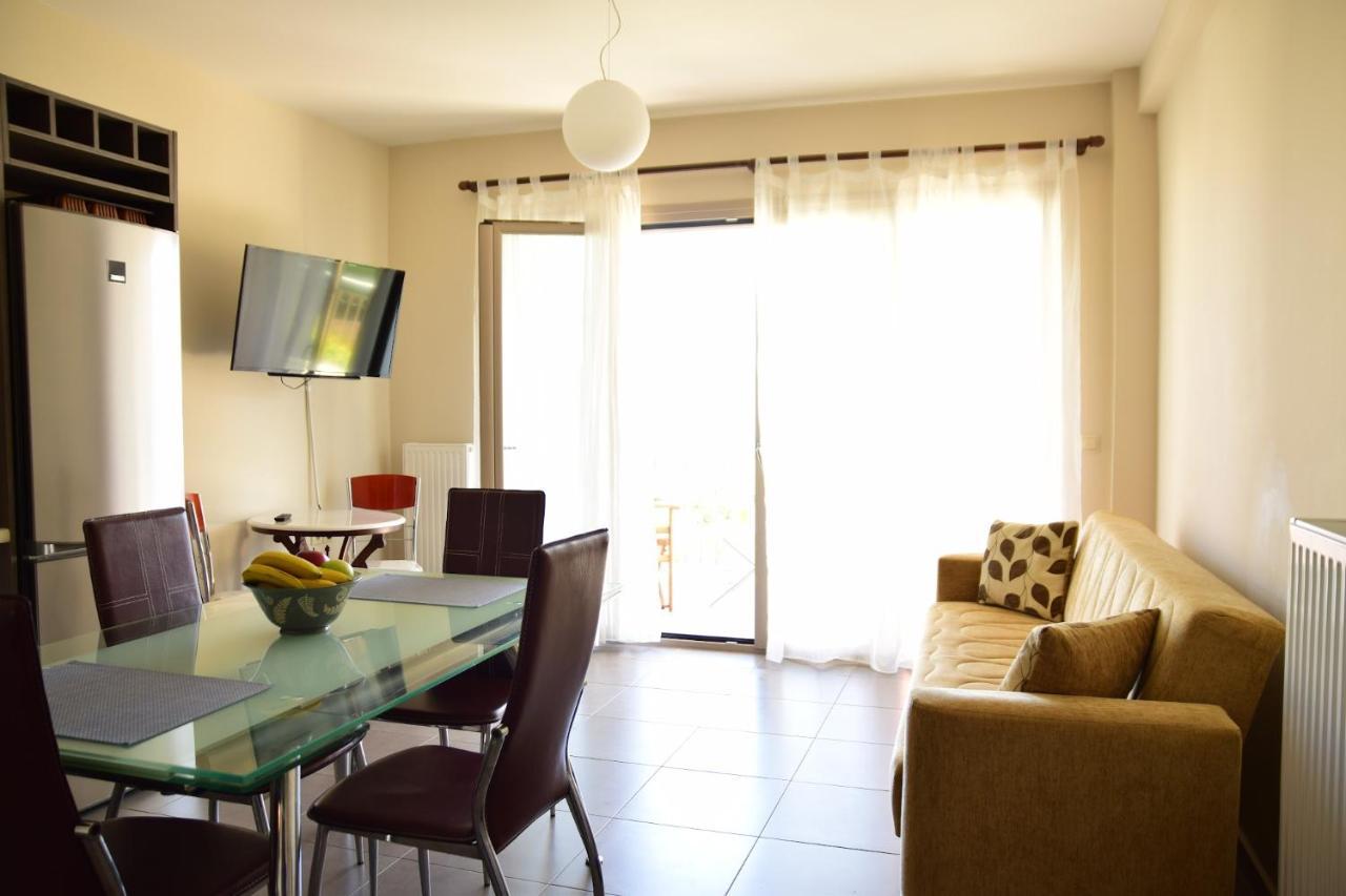 D'Angelos Apartments Karavomylos Extérieur photo